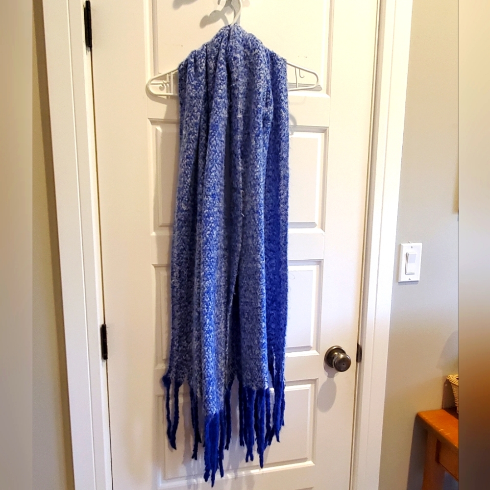 ❤️‍🔥4 for $20! Cozy Knit Scarf